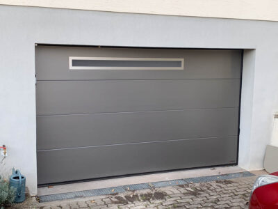 porte-garage-fenetres-jung_030