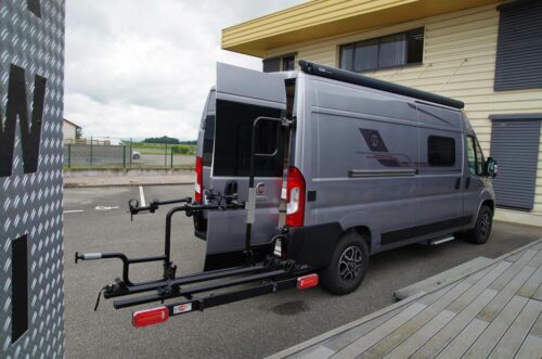 Porte-vélos pivotant pour fourgons VAN-BIKE 2 Porte-vélos pivotant pour fourgons VAN-BIKE 2